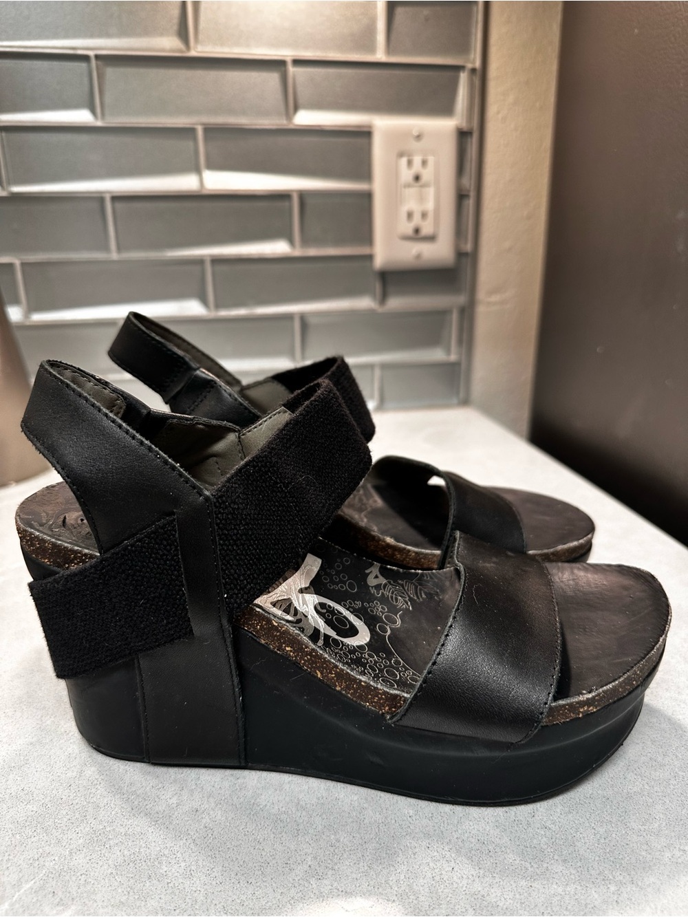 OTBT Black Women's Wedge Sandals